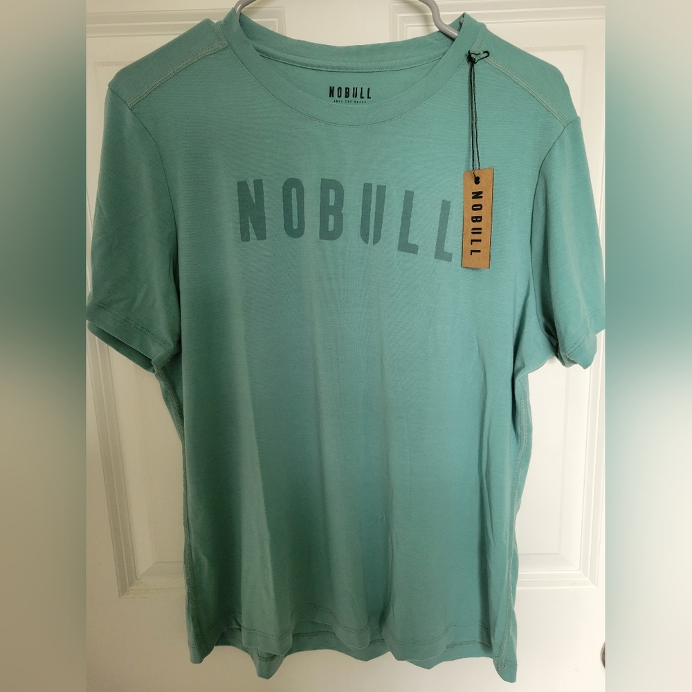 Nobull light teal/green tee